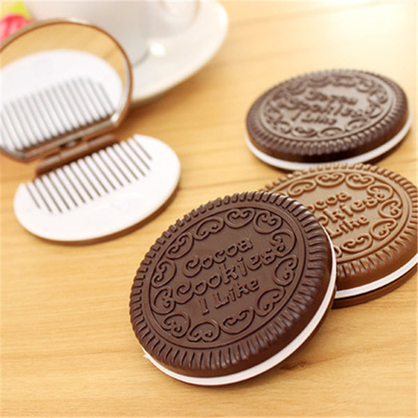 Sandwich biscuit folding round makeup mirror